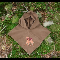 Brown woolen hood from Skjoldehamn